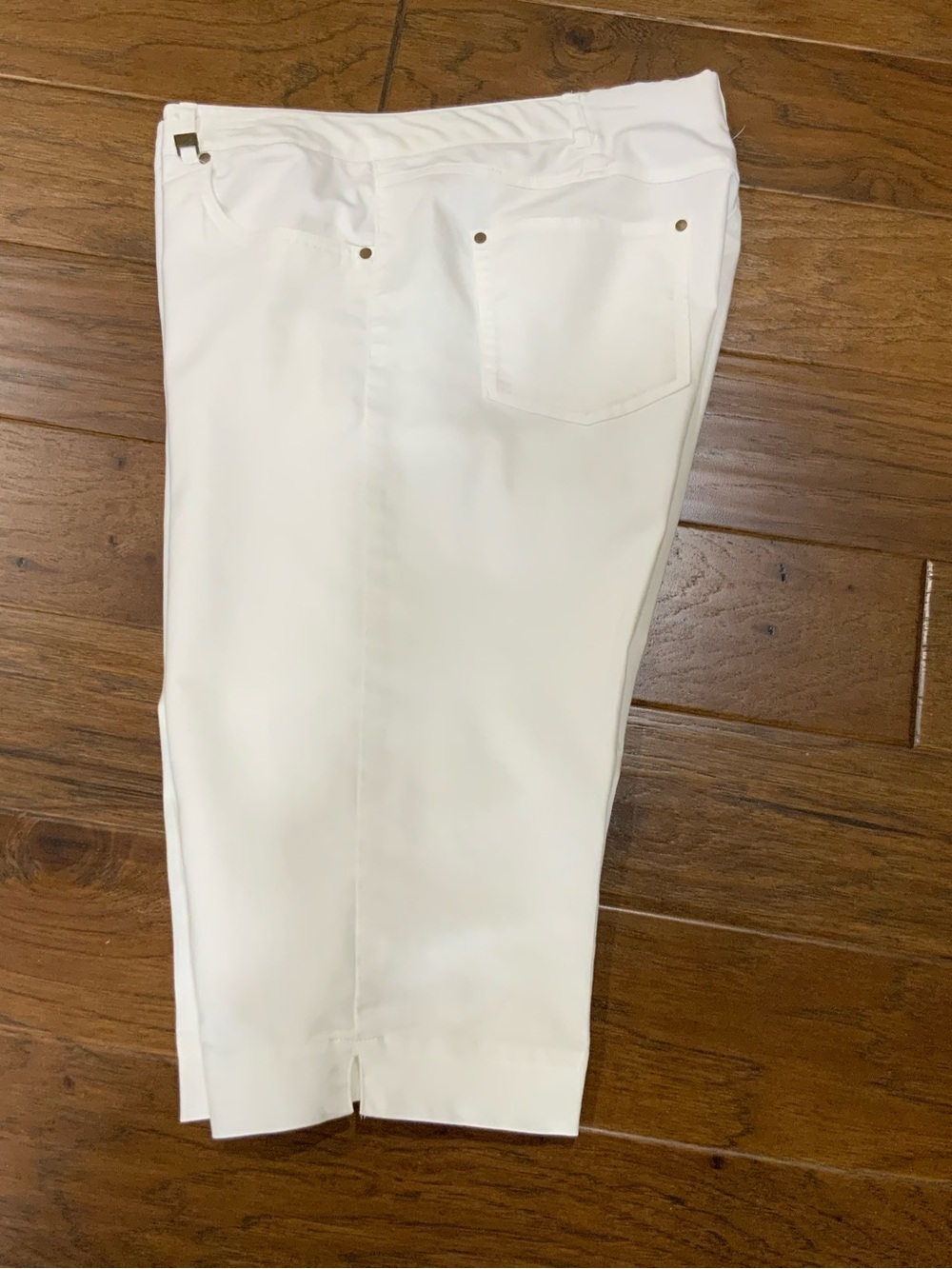 Capris by Tanjay